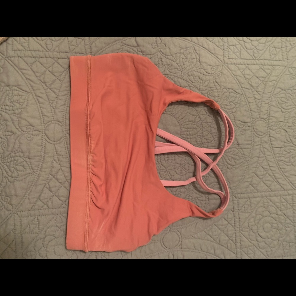 Lululemon sports bra